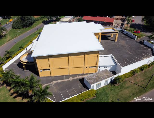 2,200M² BUILDING FOR SALE IN EVEREST HEIGHTS